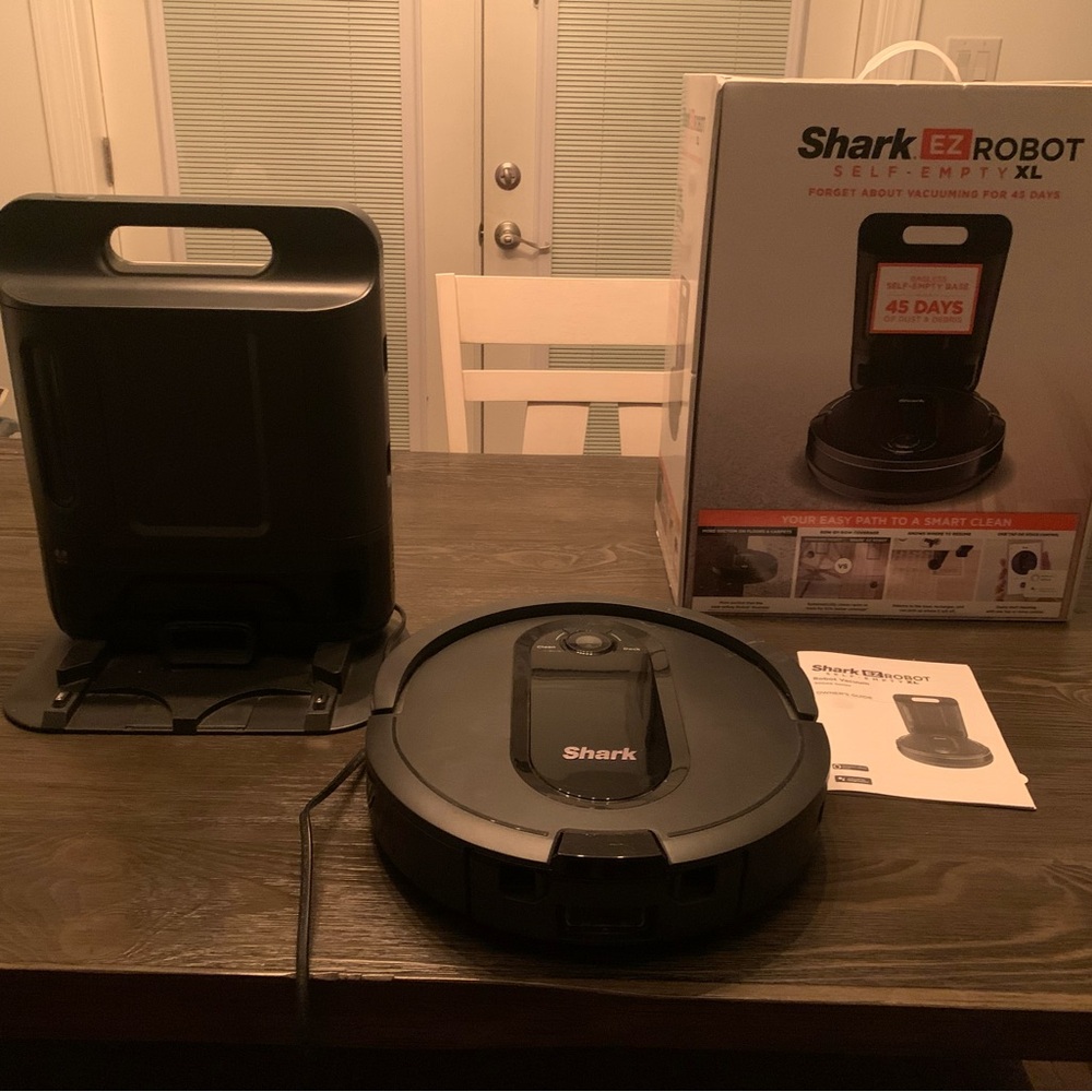 Shark EZ Robot Self Emptying Vacuum